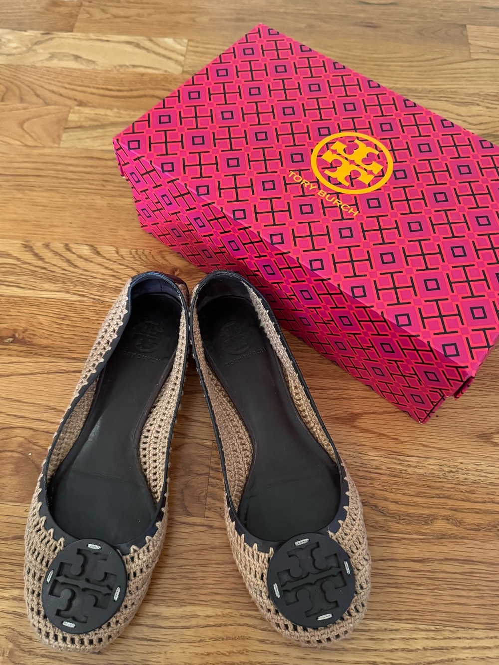 Tory Burch Crochet Ballet Flats with Chocolate Brown Logo